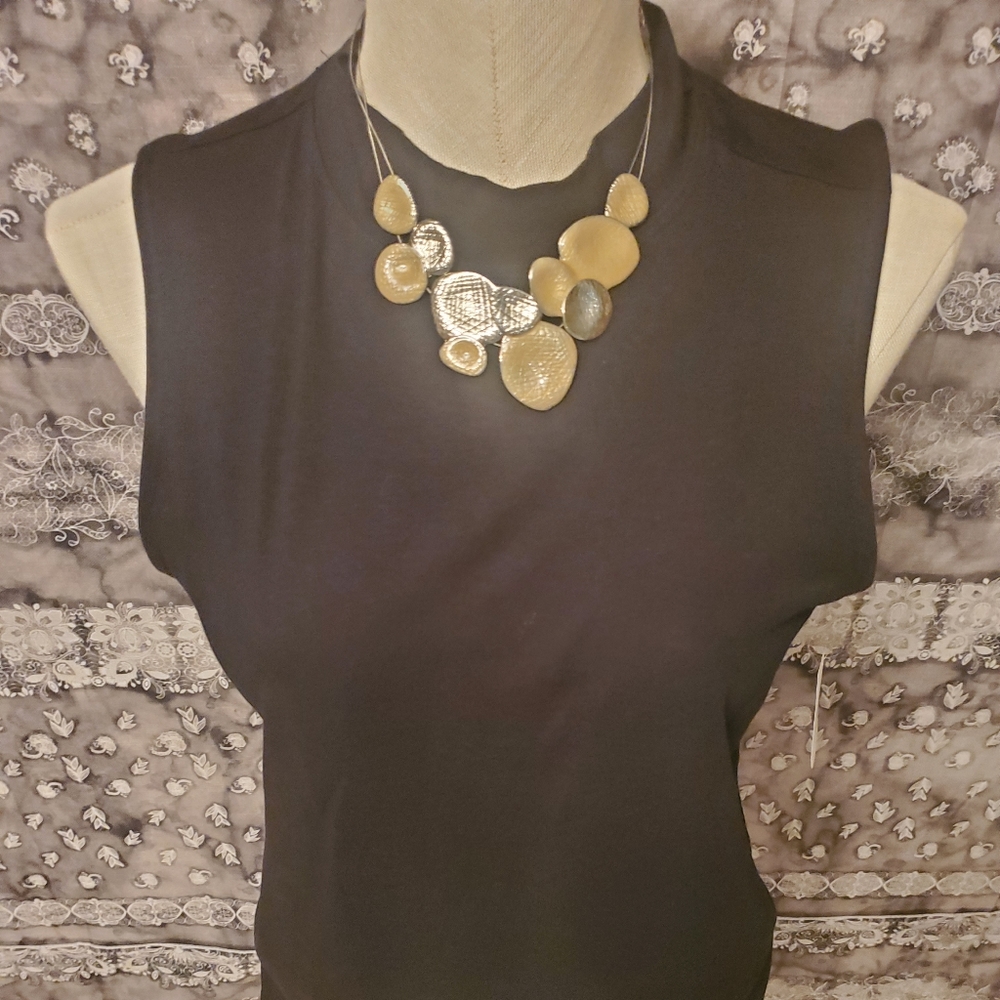 Womans cream and silver Necklace